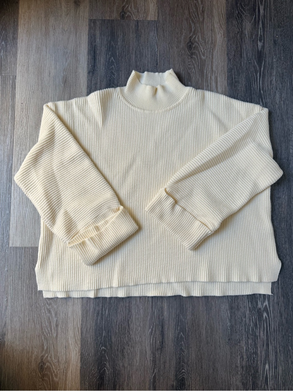 Mod Ref Boxy Cream Ribbed Turtleneck Sweater Large - Picture 4 of 7